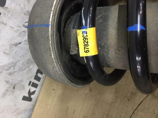 Стойка амортизатора передняя 31316783016 BMW