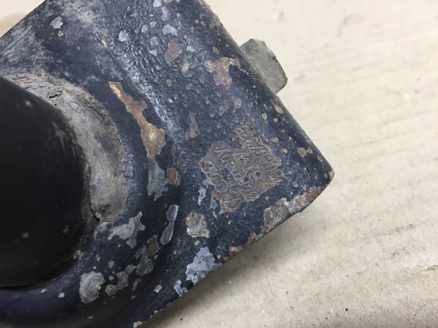 Кронштейн підсилювача заднього бампера 3B0807335 VAG