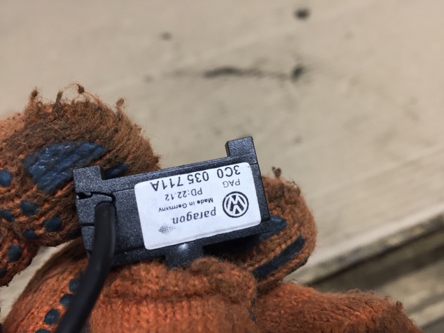 Мікрофон 3C0035711A VAG