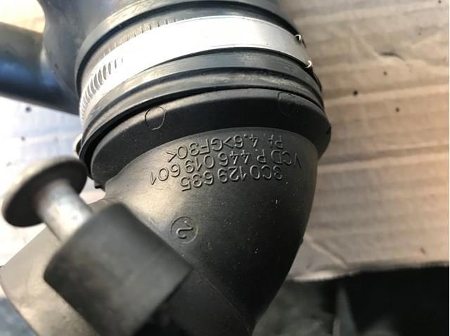 Повітряний патрубок витратоміра 3C0129654 VAG
