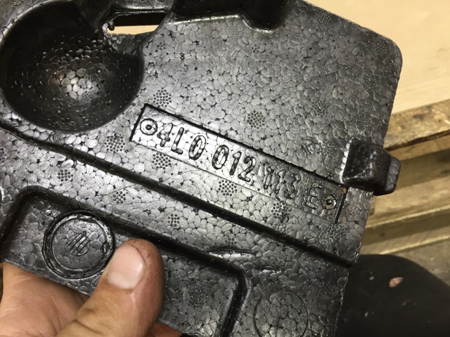 Скринька для інструментів 4L0012113E VAG