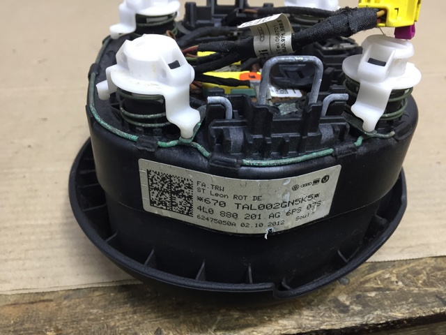 Подушка в кермі 4L0880201AG6PS VAG