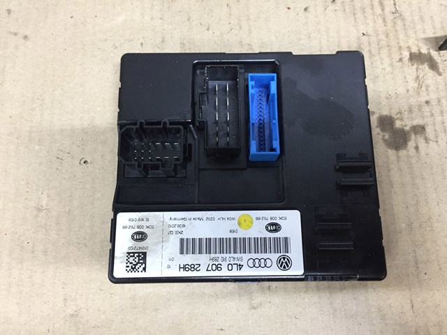 Блок керування центральним замком 4L0907289H VAG