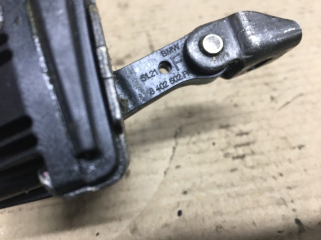 Обмежувач відкриття дверей, передній 51218402502 BMW