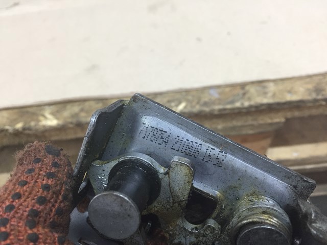 Замок капота, лівий 51237178754 BMW