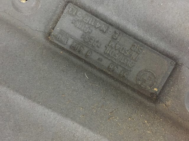 Підкладка-капот 51488402150 BMW