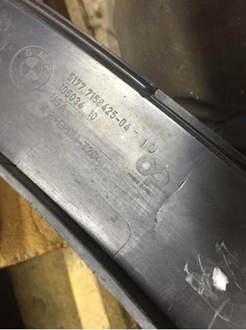 Розширювач задньої арки колеса, лівий 51777158425 BMW