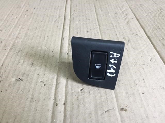 Кнопка склопідйомника пасажирські двері skoda octavia a7 стан відмінний  5E0959855