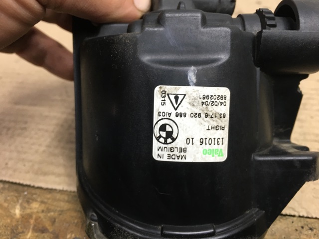 Протитуманка права 63176920886 BMW