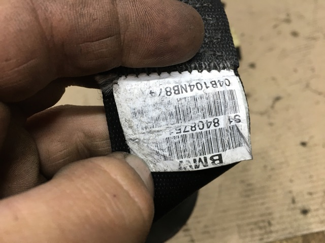 Ремінь безпеки передній лівий 72118408751 BMW