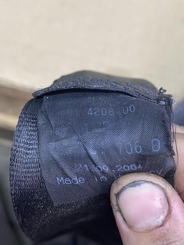 Ремінь безпеки передній правий 7L0857706D VAG