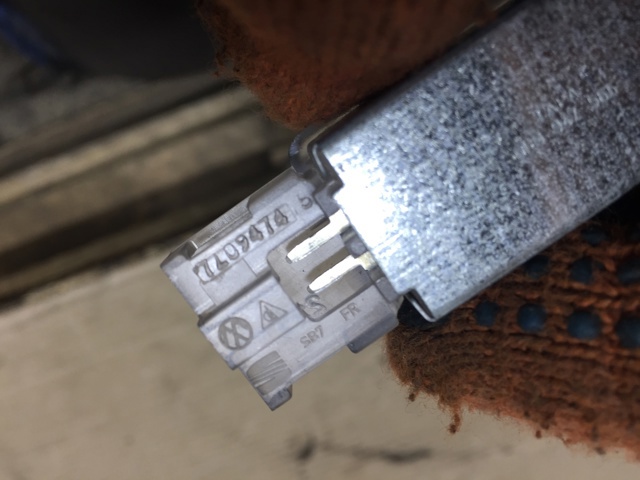Плафон підсвічення бардачка 7L0947415 VAG