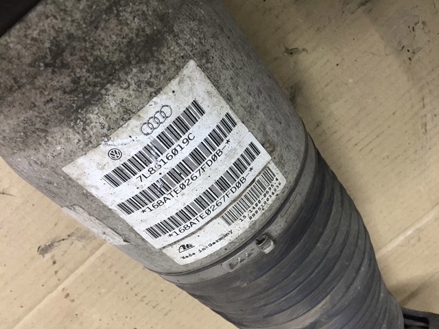 Амортизатор задній, лівий 7L8616019C VAG
