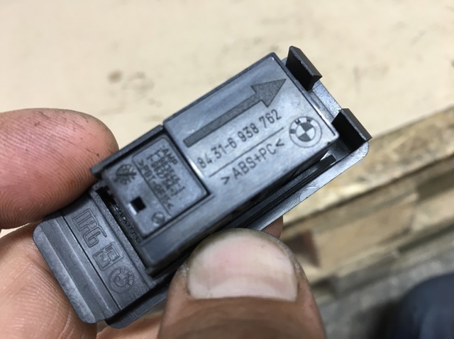 Мікрофон 84316938762 BMW