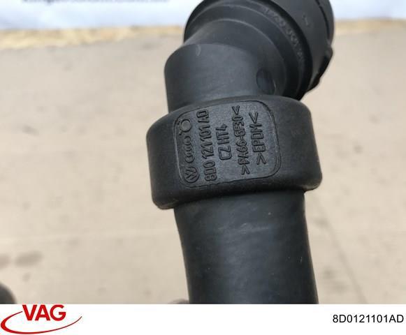 Шланг/патрубок радіатора охолодження, верхній 8D0121101AD VAG