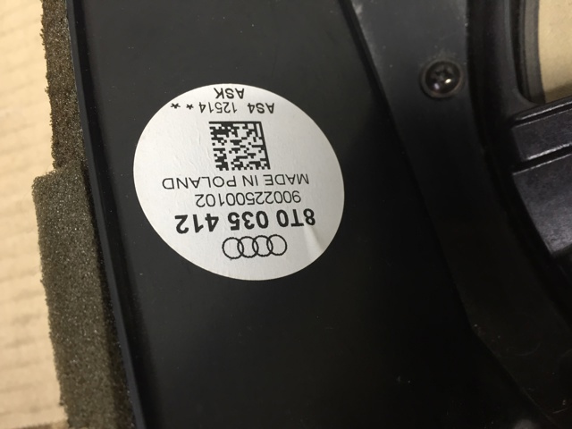 Динамік задньої полиці 8T0035412 VAG