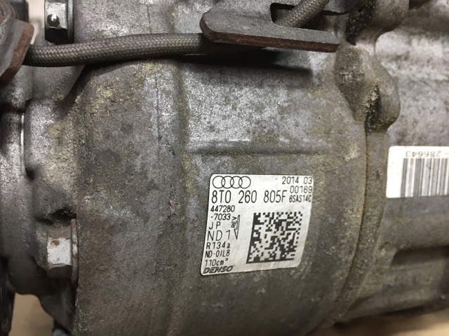 Насос кондиціонера 8T0260805F VAG
