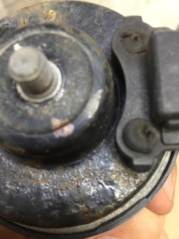 Клаксон 8T0951223 VAG