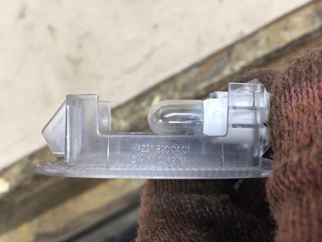 Плафон освітлення кабіни A2218200401 MERCEDES