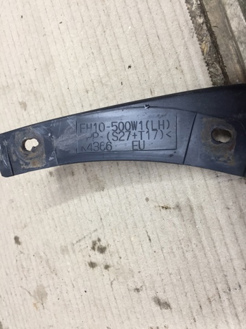 Молдинг бампера переднього, лівий EG21500W1C MAZDA