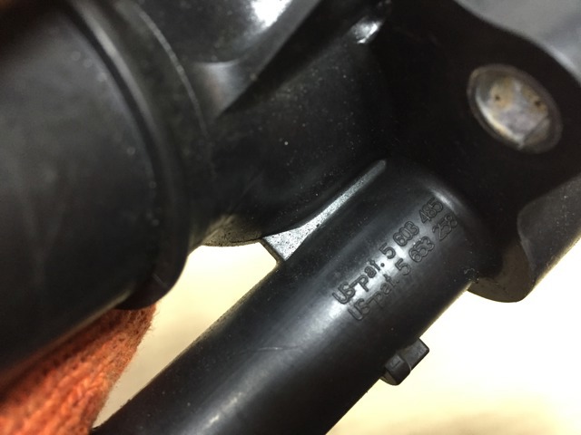 Термостат в корпусі L32715170A MAZDA