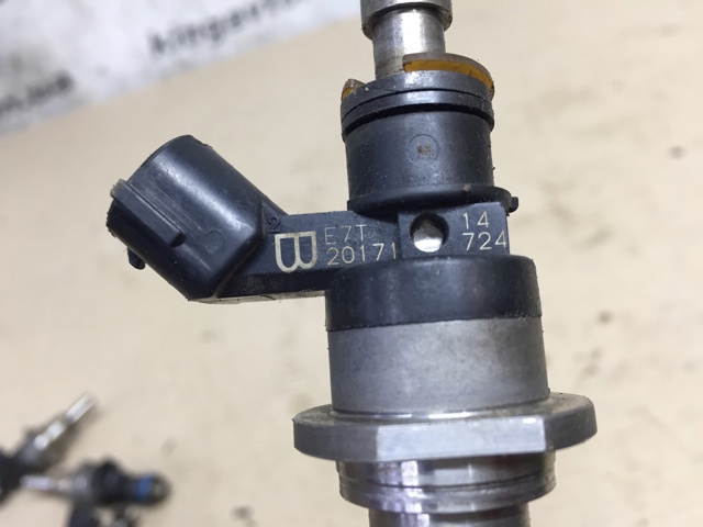 Форсунка дизельна в зборі, розпилювач + тримач L3K913250A MAZDA