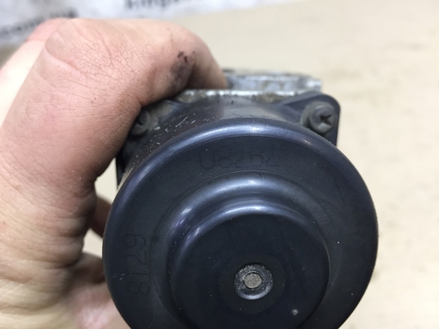 Клапан EGR L3K920300 MAZDA
