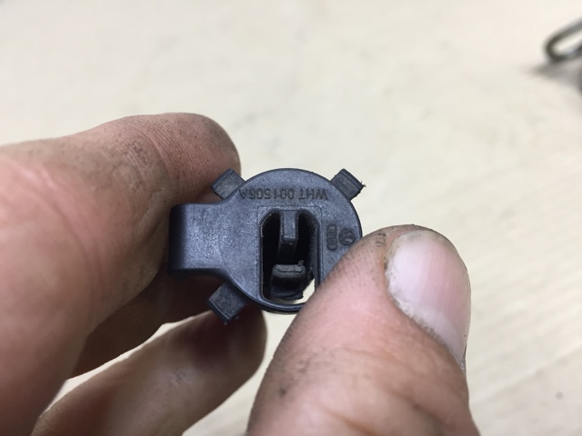 Болт WHT001506A VAG