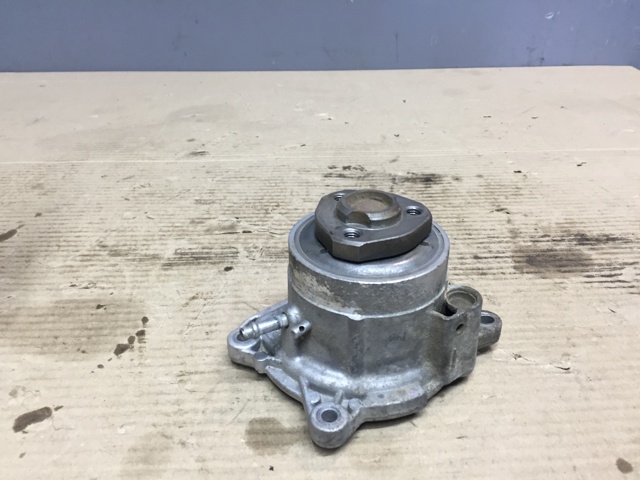 Водяний насос 03F121004D VAG