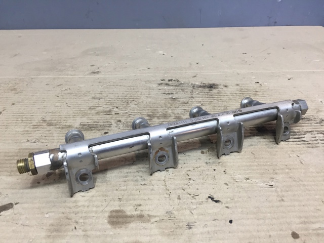 Розподільник палива 03F133320C VAG