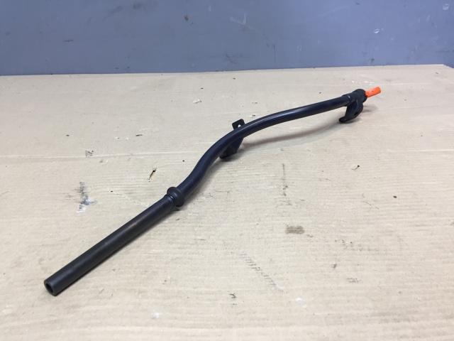 Направляюча щупа-індикатора рівня масла в двигуні 03L103634G BMW