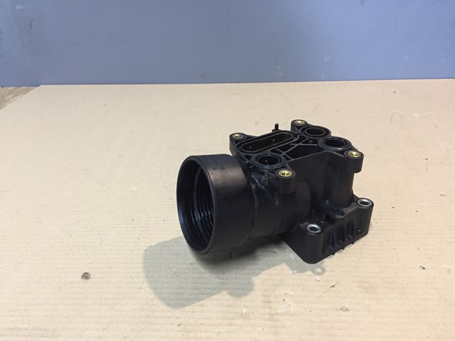 Корпус масляного фільтра 03L115389C VAG
