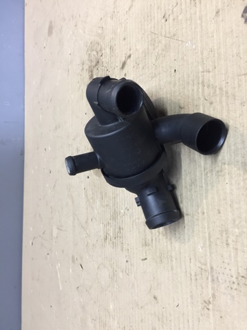 Термостат в зборі 03L121111AE VAG