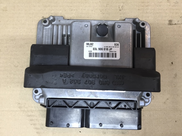 Комп'ютер двигуна 03L906018JP VAG