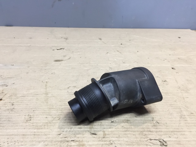Подача масляна труба 04L131111T VAG
