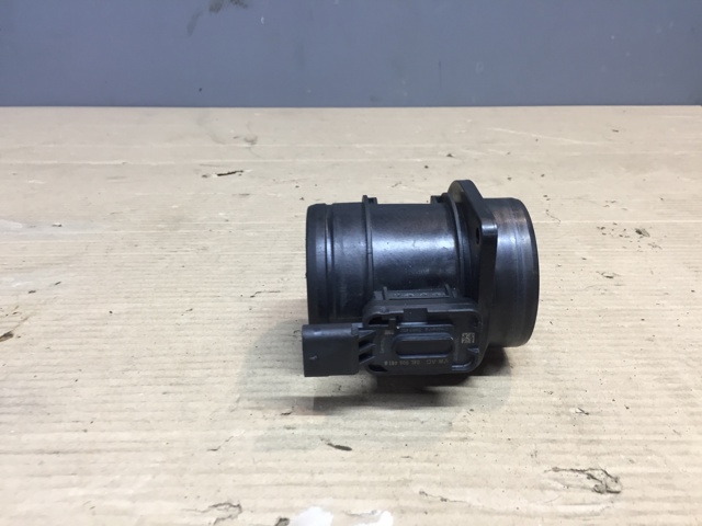 Повітромір Audi Q3