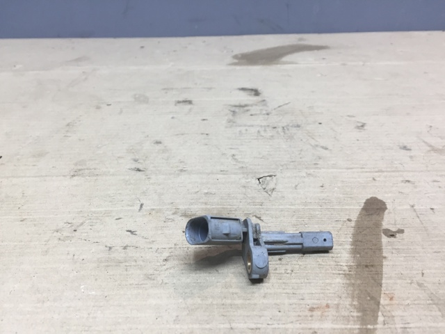 Датчик АБС передній 0986594560 BOSCH