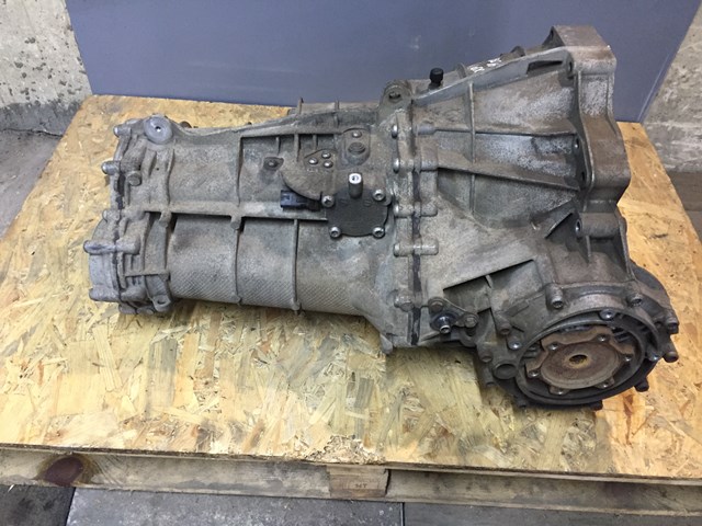 Коробка швидкостей механіка 0B1300027C VAG