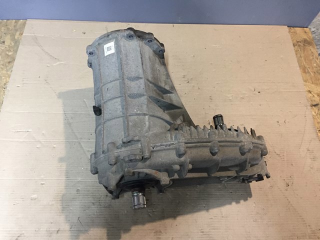 Роздавальна коробка 0BU341011Q VAG