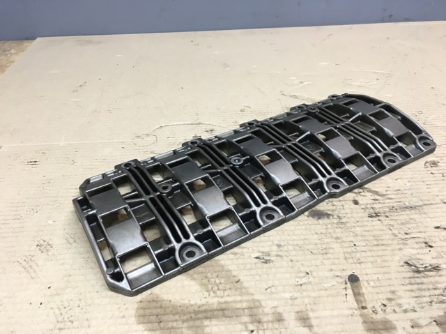 Масловідбивач піддону двигуна 11117788560 BMW