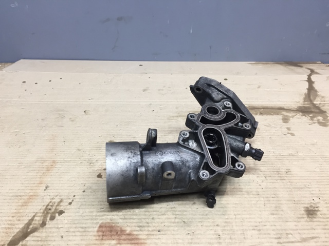 Корпус маслофільтра 11427805408 BMW