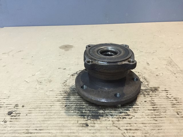 Підшипник маточини задньої 33412311509 BMW