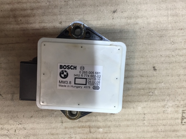 Датчик поздовжнього прискорення 34526774602 BMW
