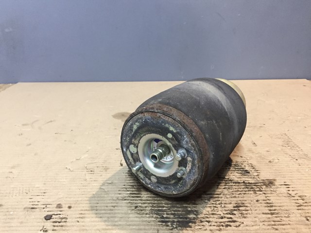 Пневмоподушка задня 37126750356 BMW