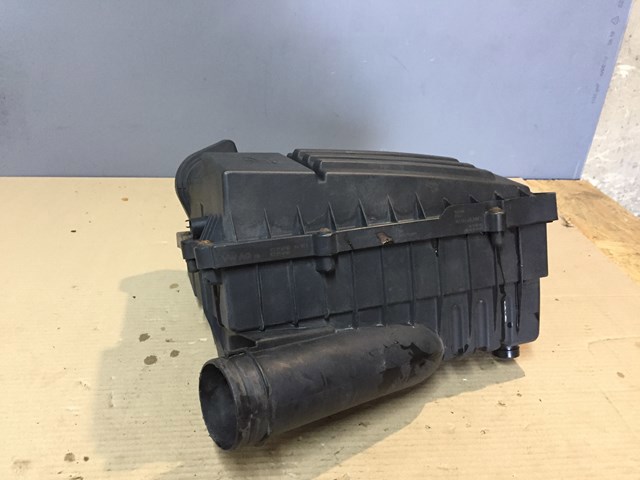 Корпус повітряного фільтра 3C0129607BD VAG
