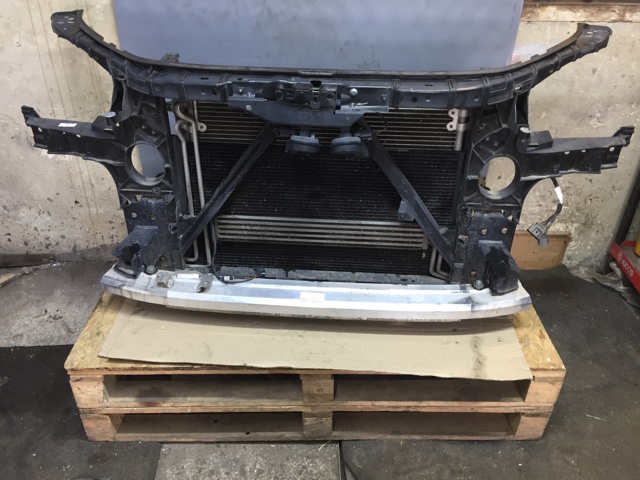 Установча панель передня 4L0805594A VAG