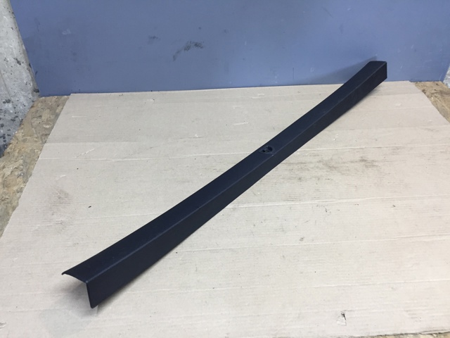 Обшивка кришки багажника 4L0867606C4PK VAG