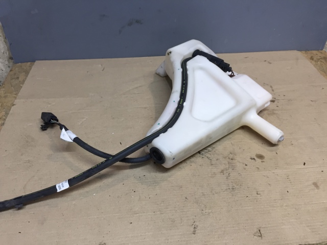 Водяний бачок омивача скла 4L0955453 VAG