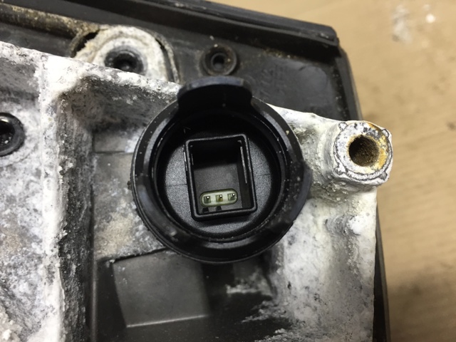 Корпус дзеркала заднього виду, правий 51167179634 BMW
