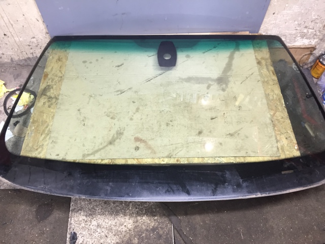 Автоскло 51317202871 BMW